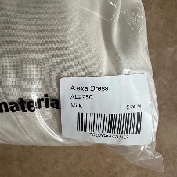 Amy Lynn Alexa shoulder tie puffball midi dress in milk - Picture 6 of 6